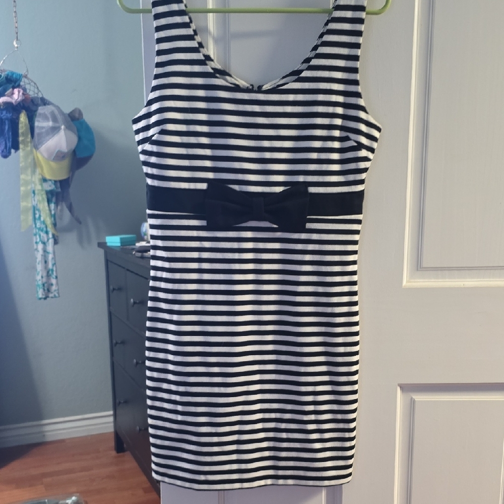 Forever 21 Black and White Striped Top